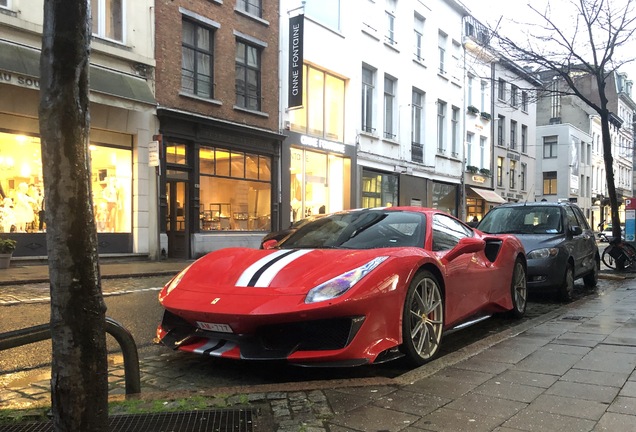 Ferrari 488 Pista