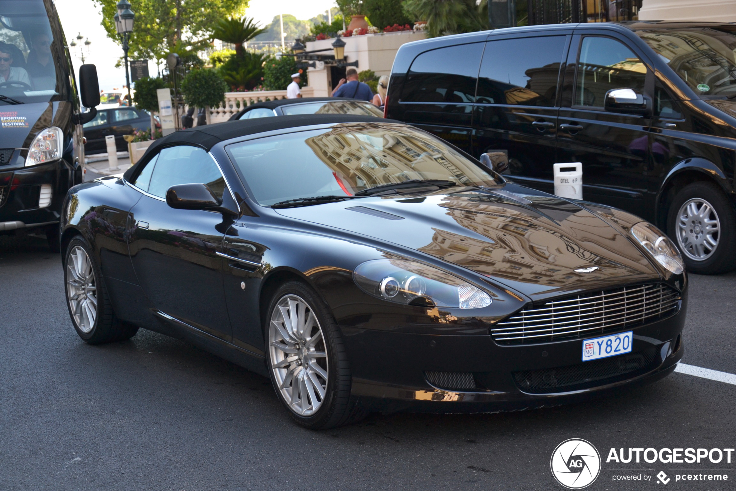 Aston Martin DB9 Volante