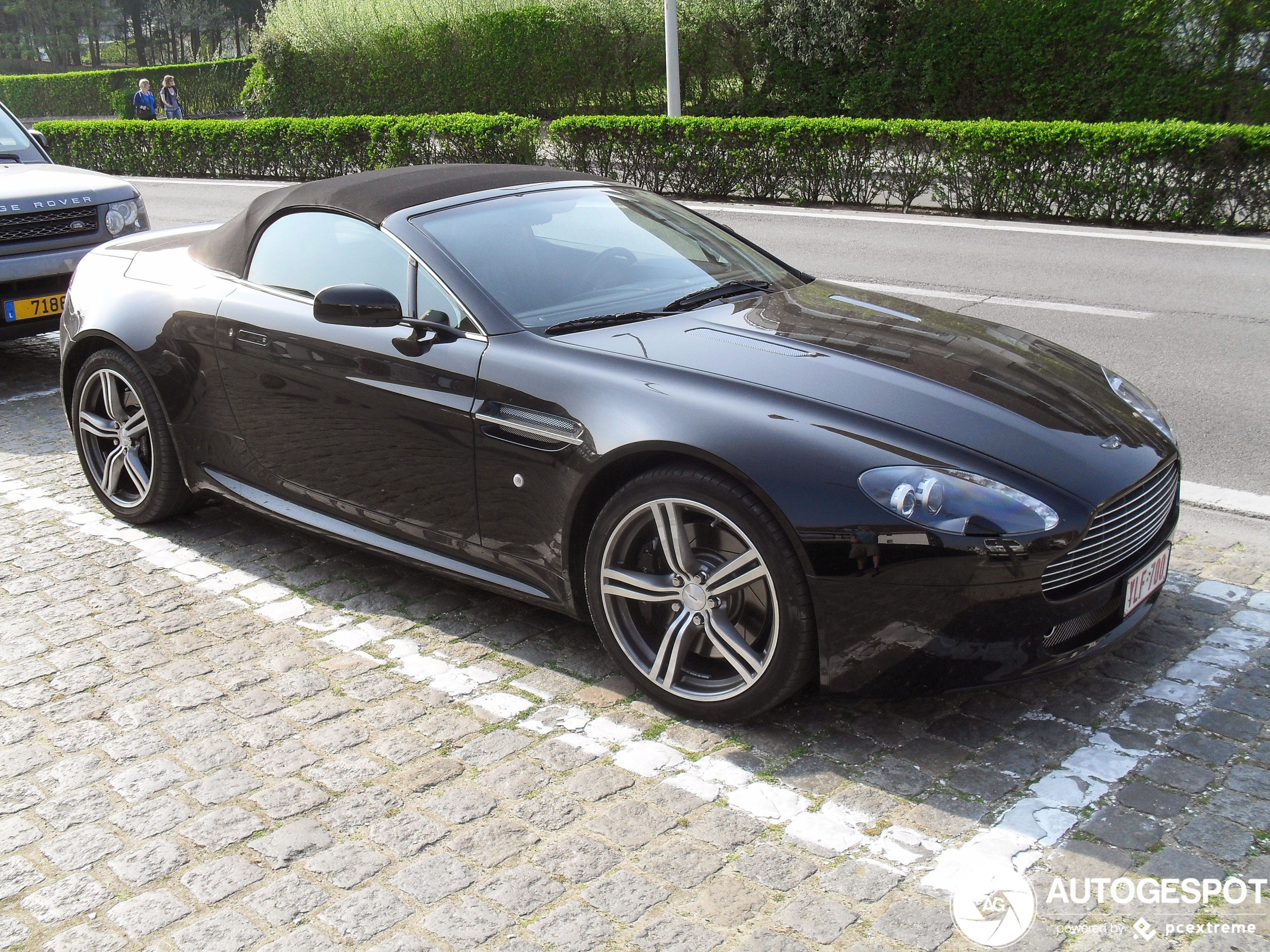 Aston Martin V8 Vantage N400 Roadster