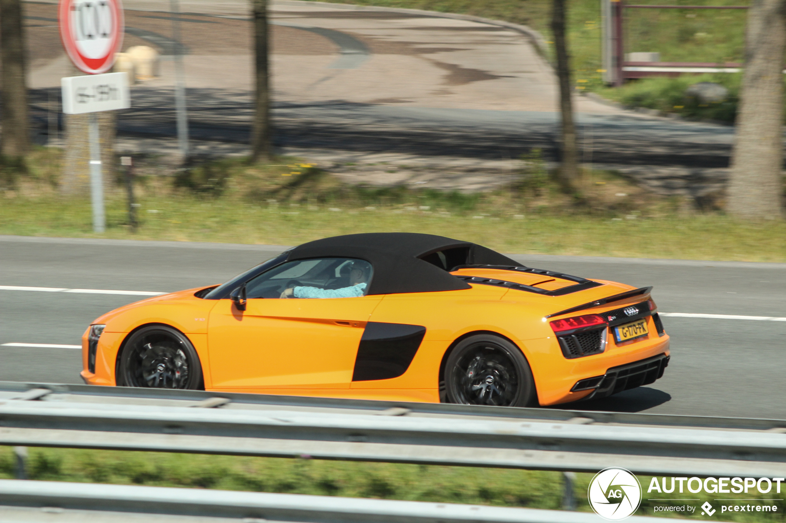 Audi R8 V10 Plus Spyder 2017