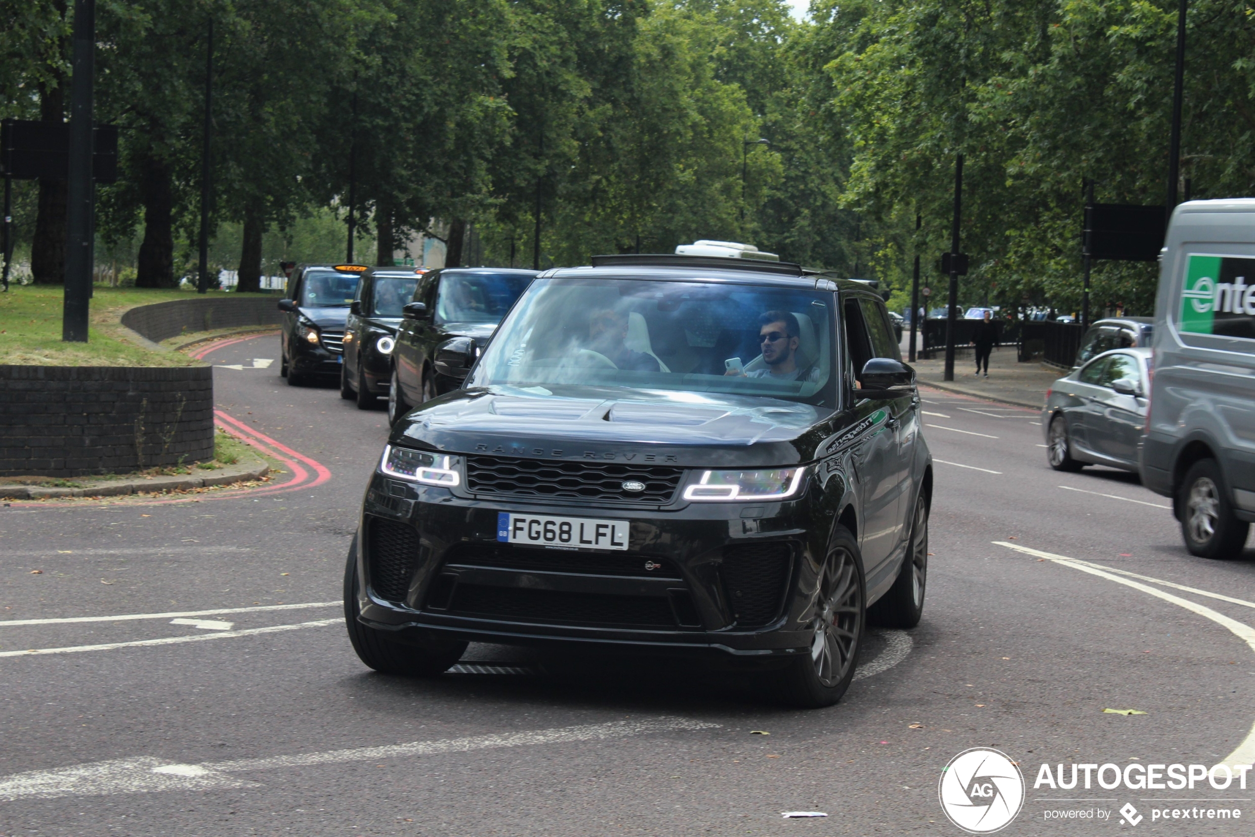 Land Rover Range Rover Sport SVR 2018