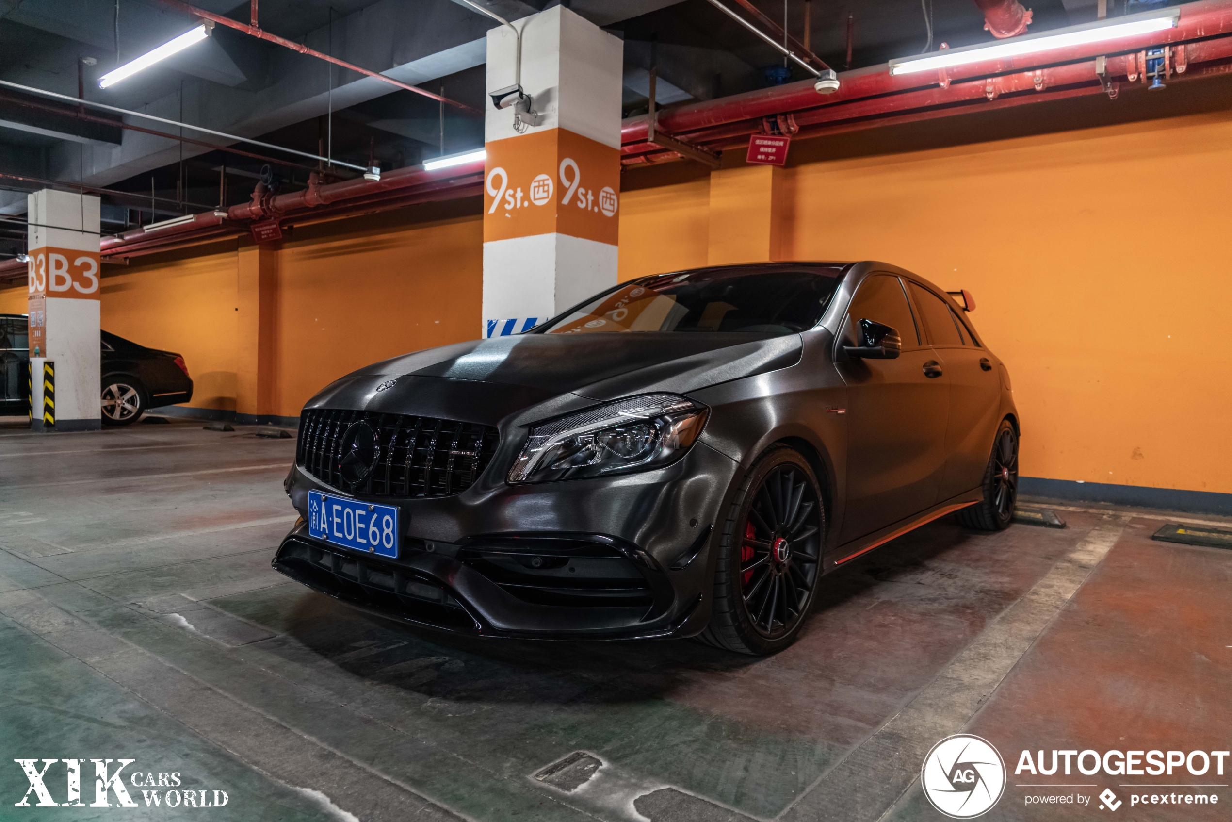 Mercedes-AMG A 45 W176 2015