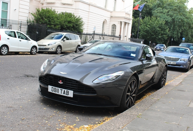 Aston Martin DB11