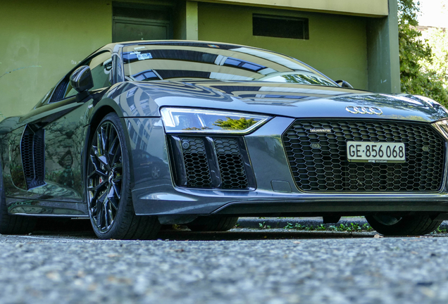 Audi R8 V10 Plus 2015