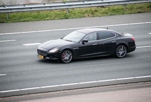 Maserati Quattroporte GTS 2013