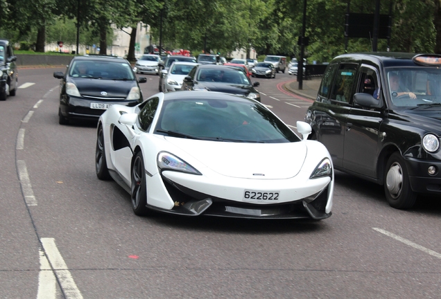 McLaren 570S