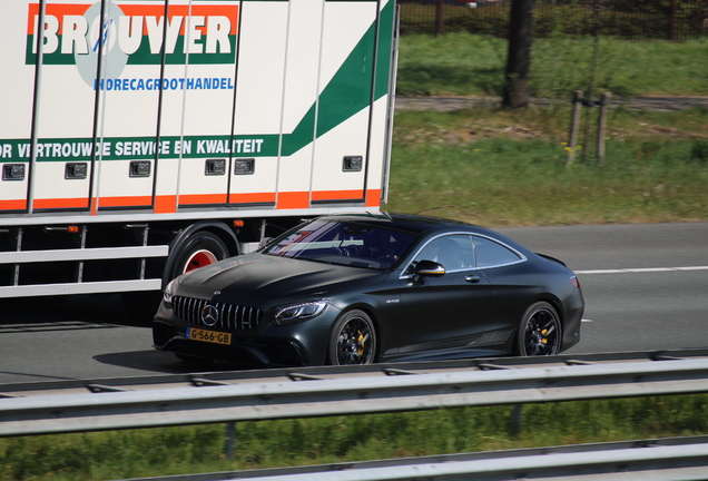 Mercedes-AMG S 63 Coupé C217 2018 Yellow Night Edition