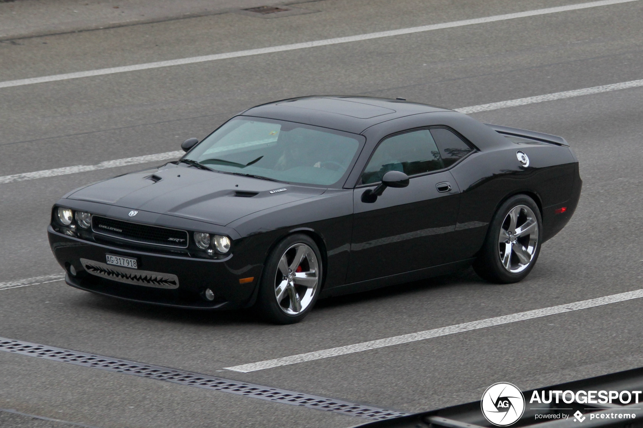 Dodge Challenger SRT-8