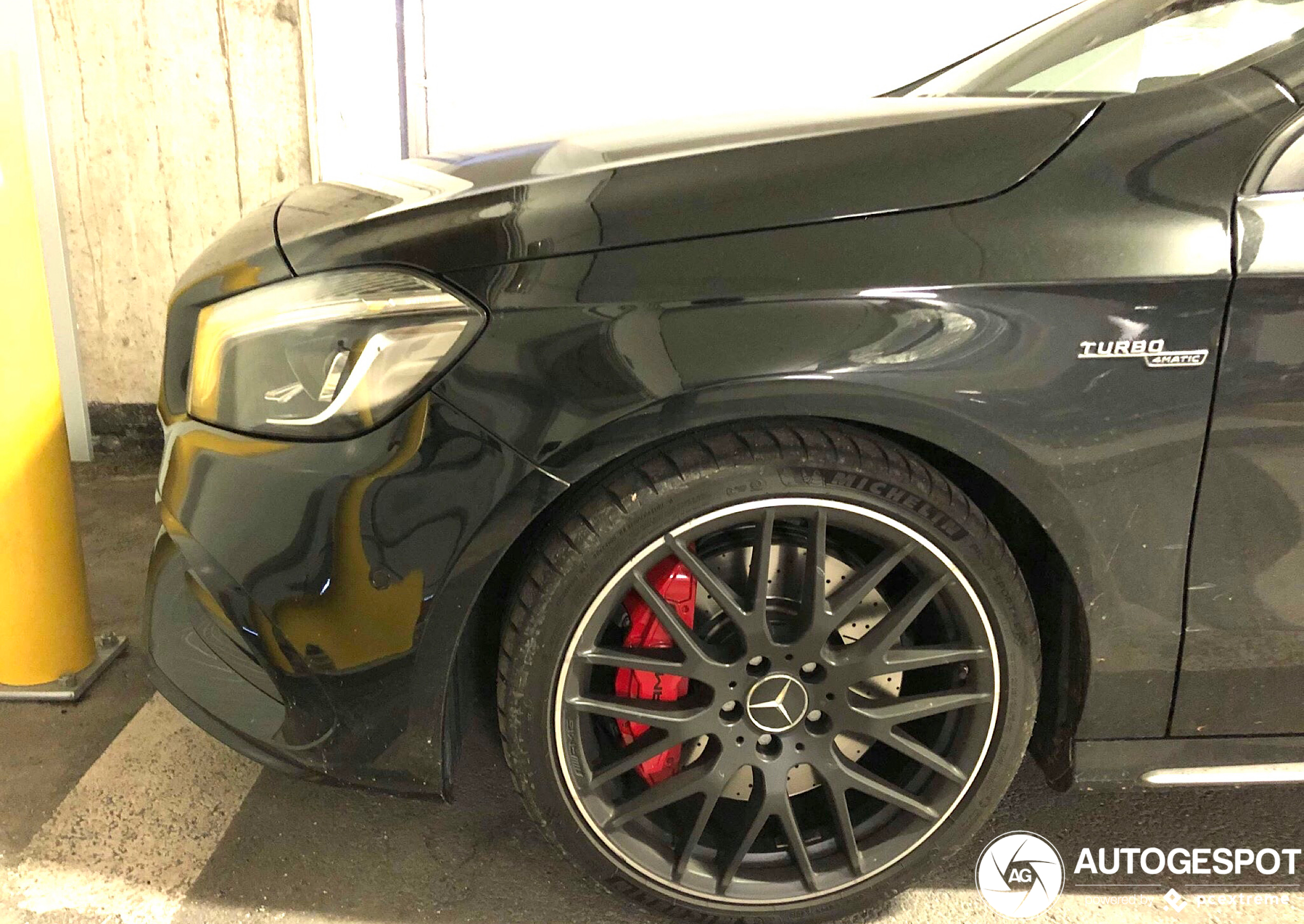 Mercedes-AMG A 45 W176 2015