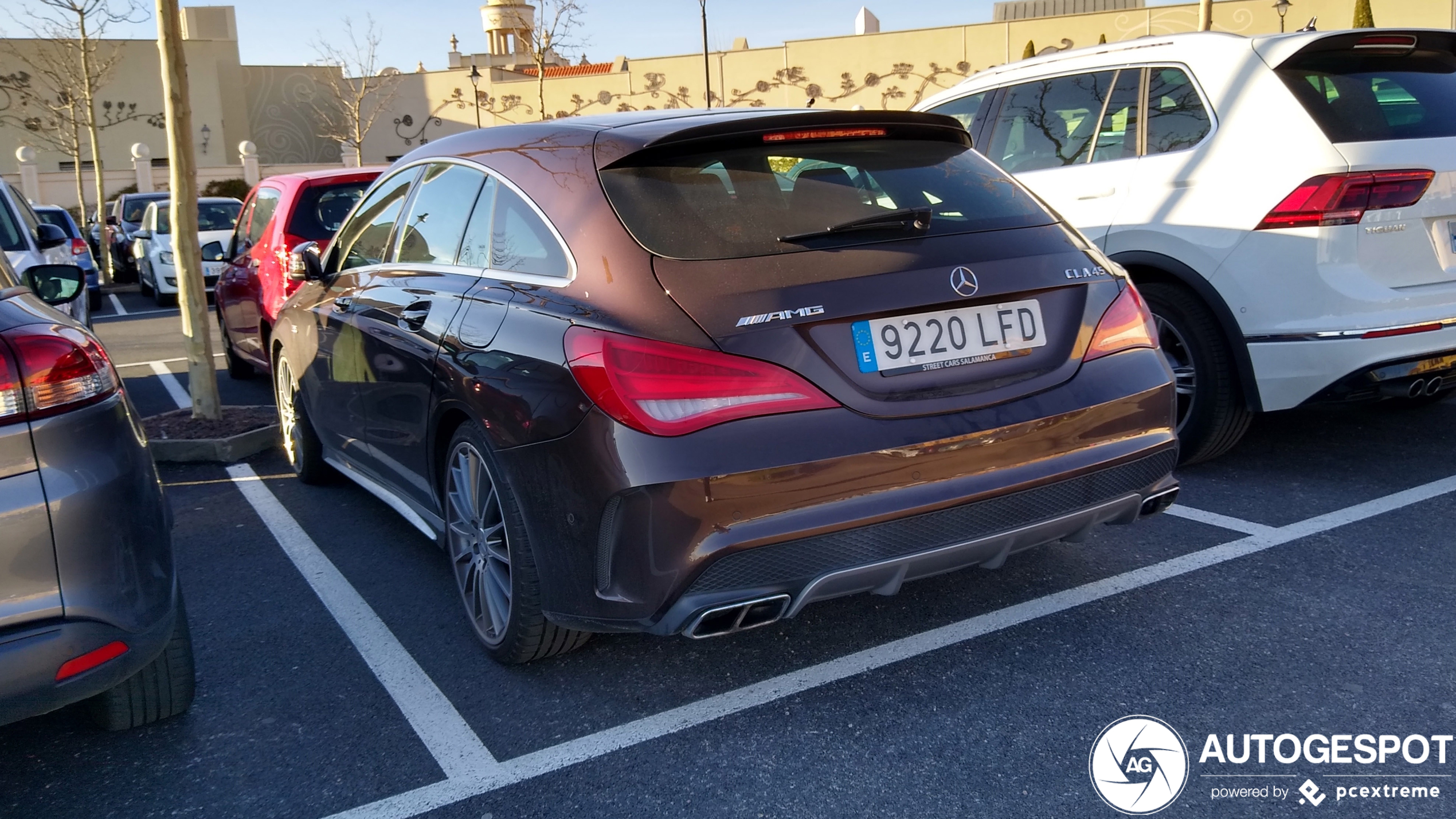 Mercedes-AMG CLA 45 Shooting Brake X117