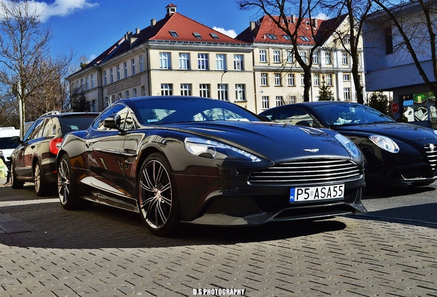 Aston Martin Vanquish 2013