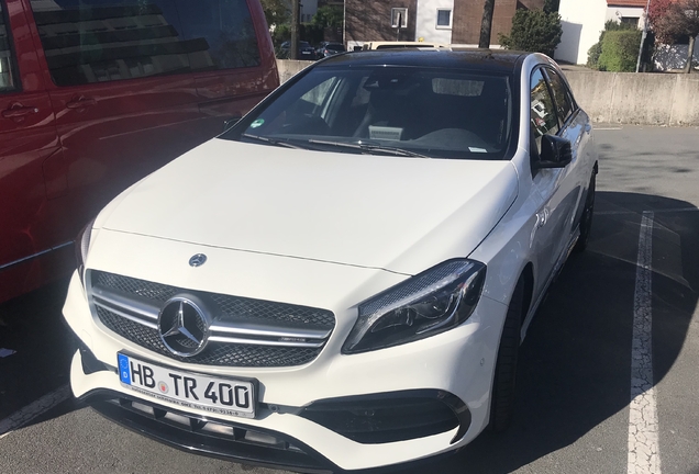 Mercedes-AMG A 45 W176 2015