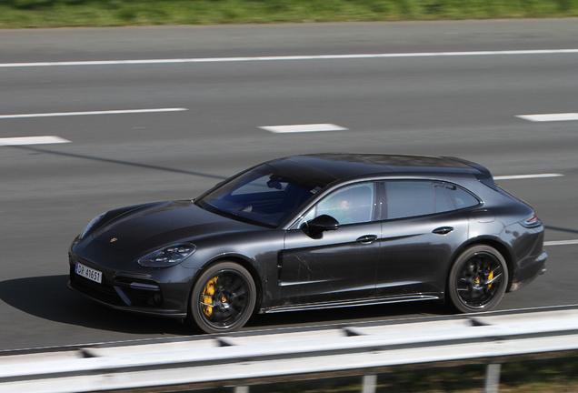 Porsche 971 Panamera Turbo S E-Hybrid Sport Turismo