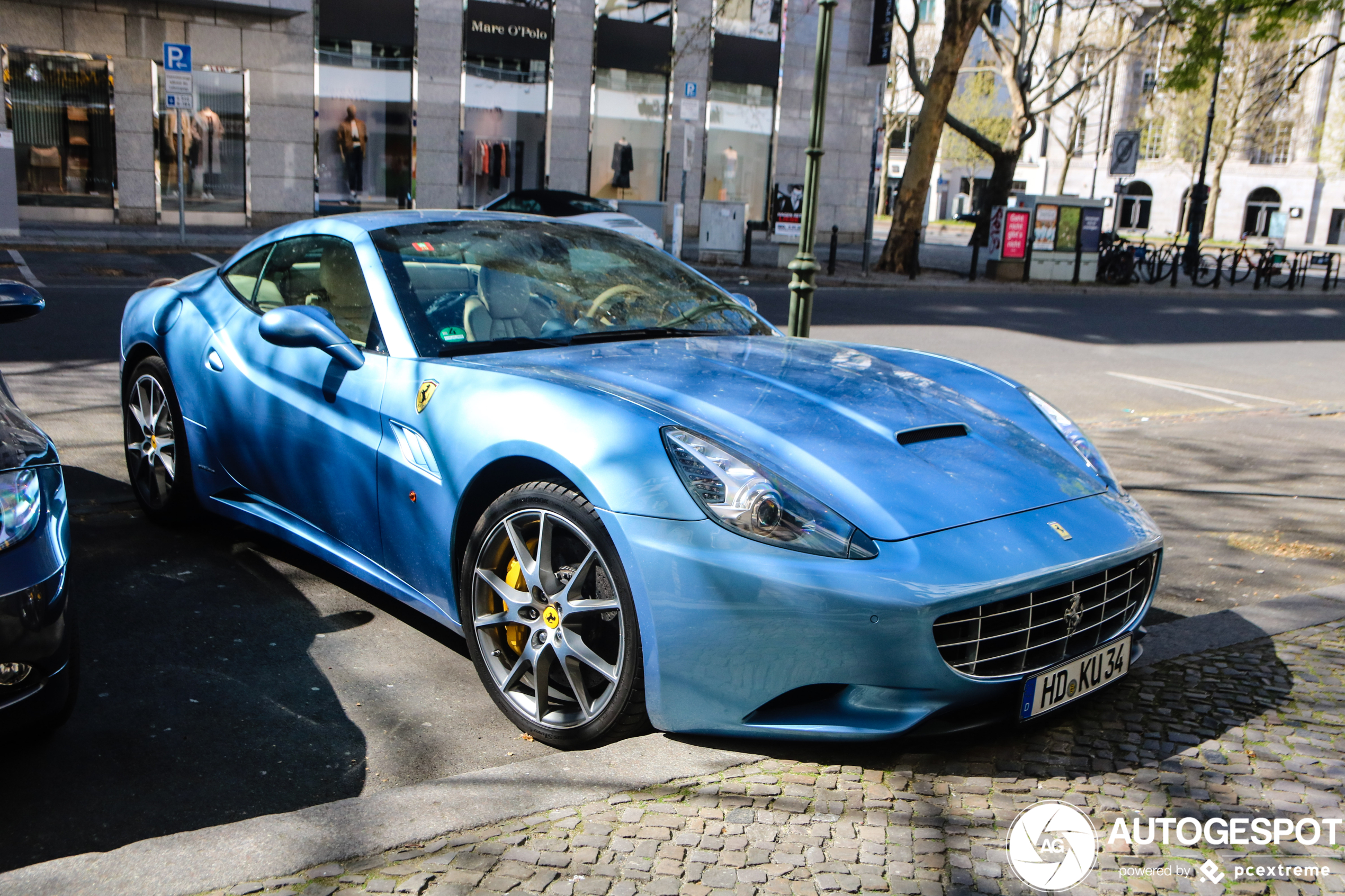 Ferrari California