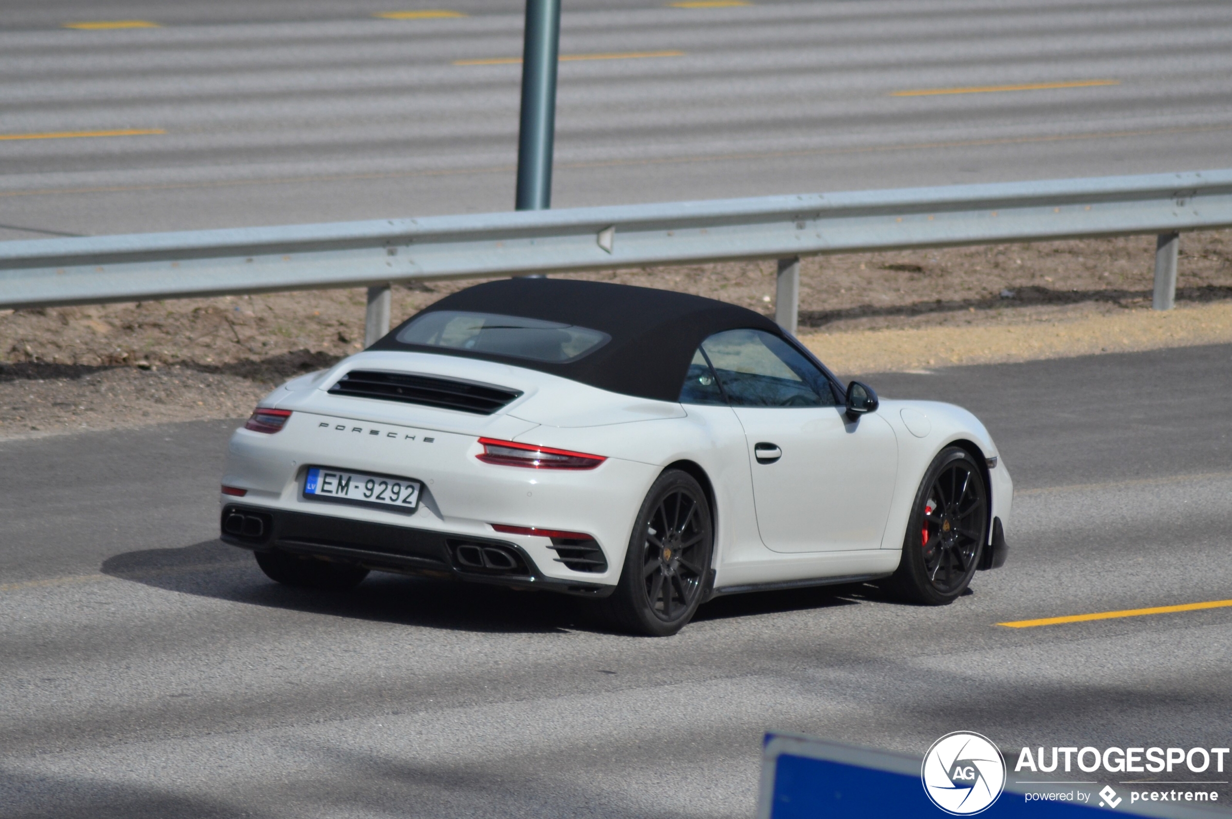 Porsche 991 Carrera S Cabriolet MkI