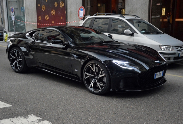 Aston Martin DBS Superleggera