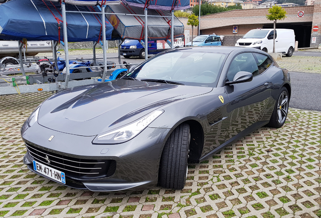 Ferrari GTC4Lusso