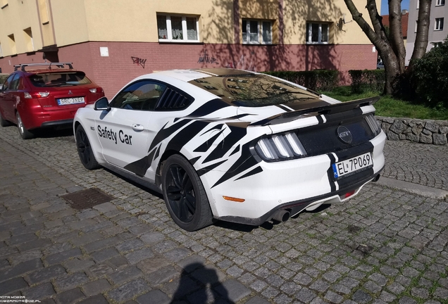 Ford Mustang GT 2015