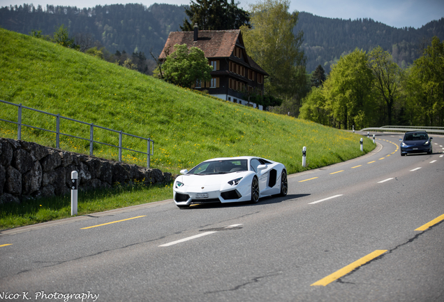 Lamborghini Aventador LP700-4