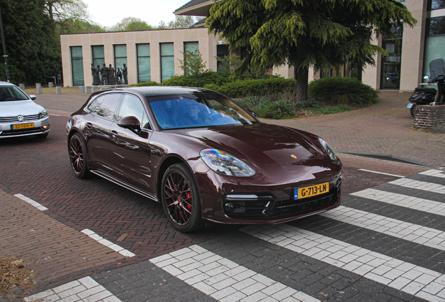 Porsche 971 Panamera Turbo Sport Turismo