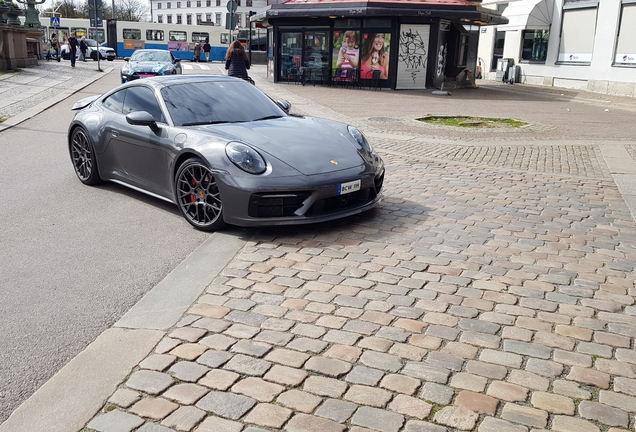 Porsche 992 Carrera 4S