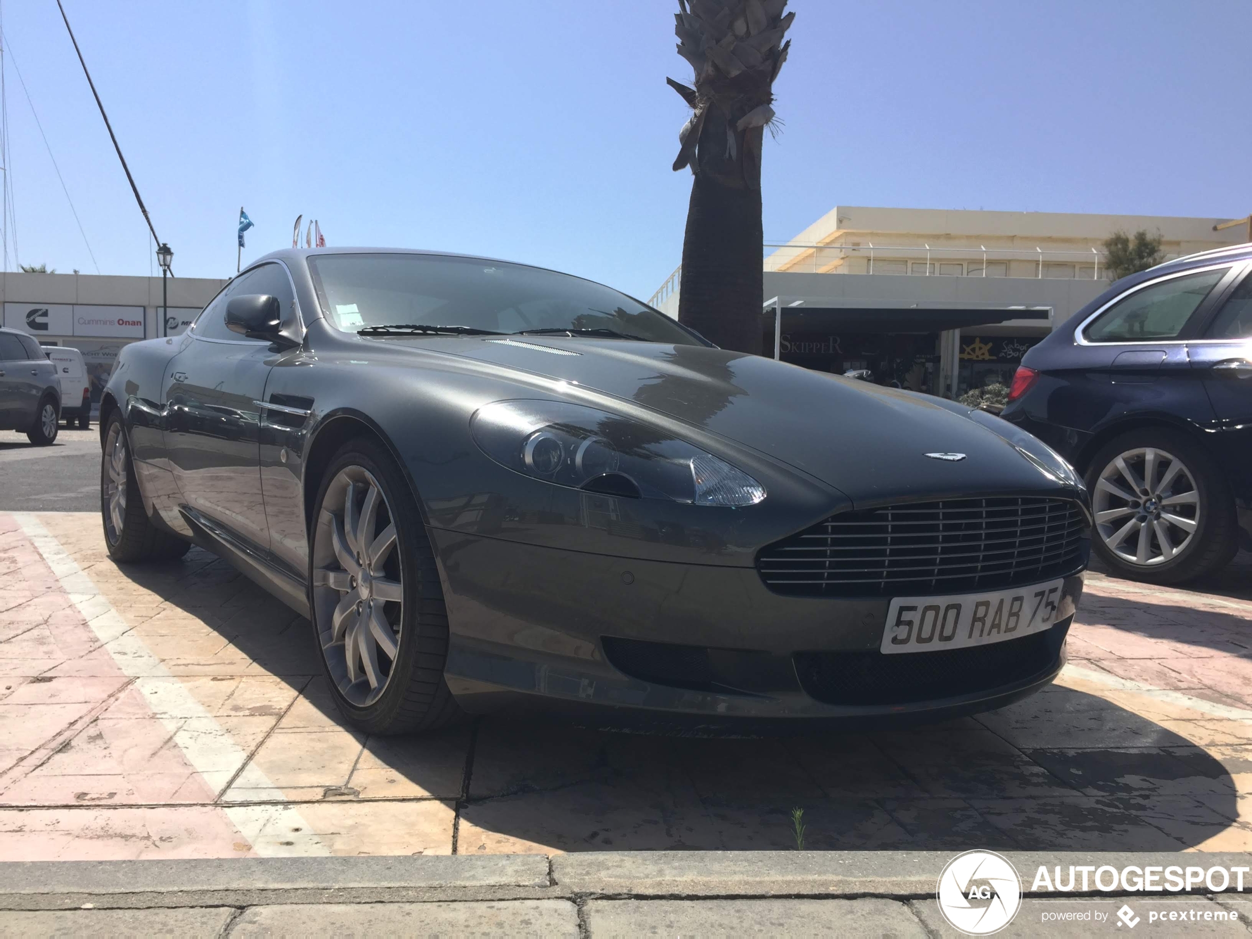 Aston Martin DB9