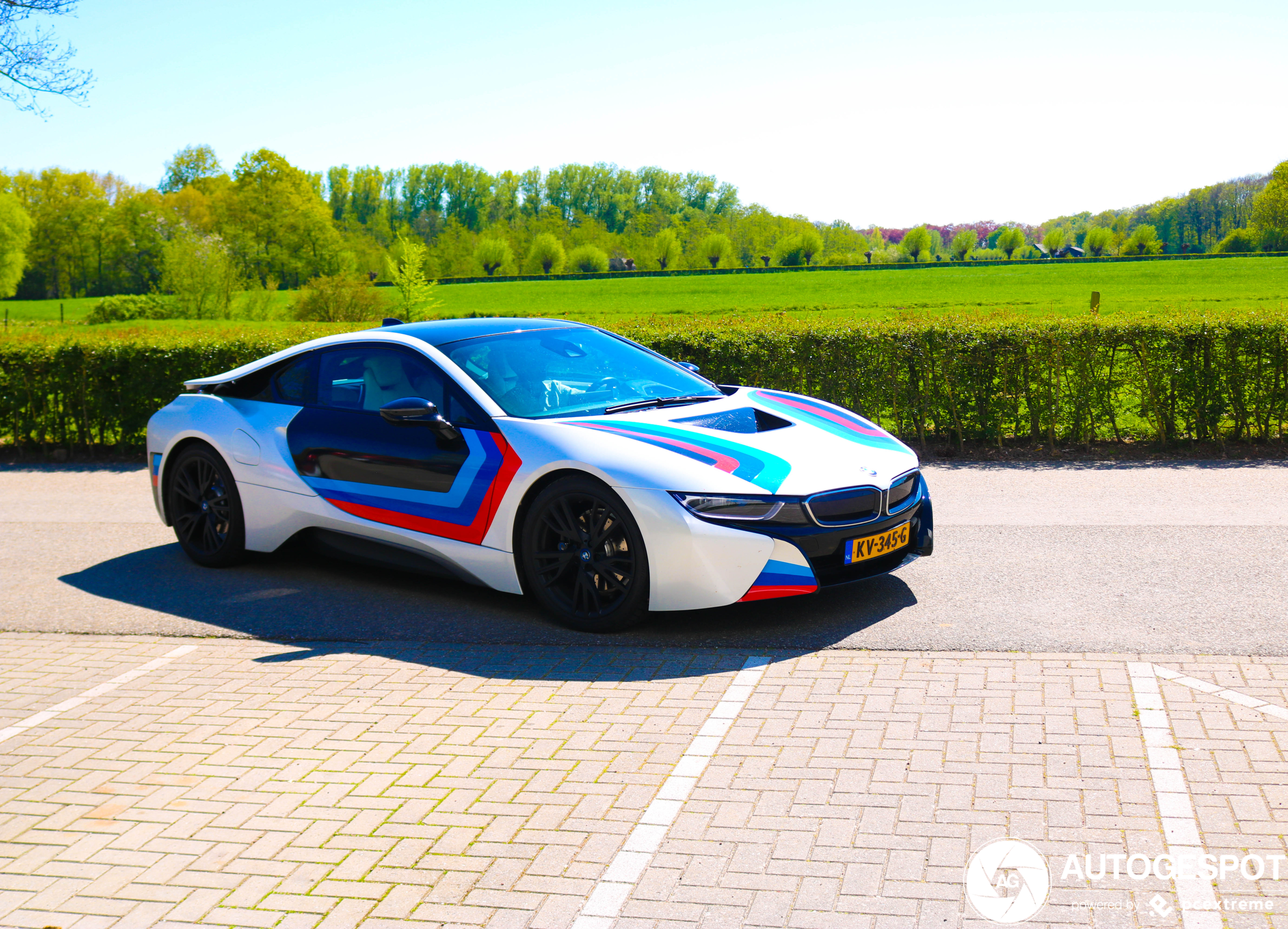 BMW i8