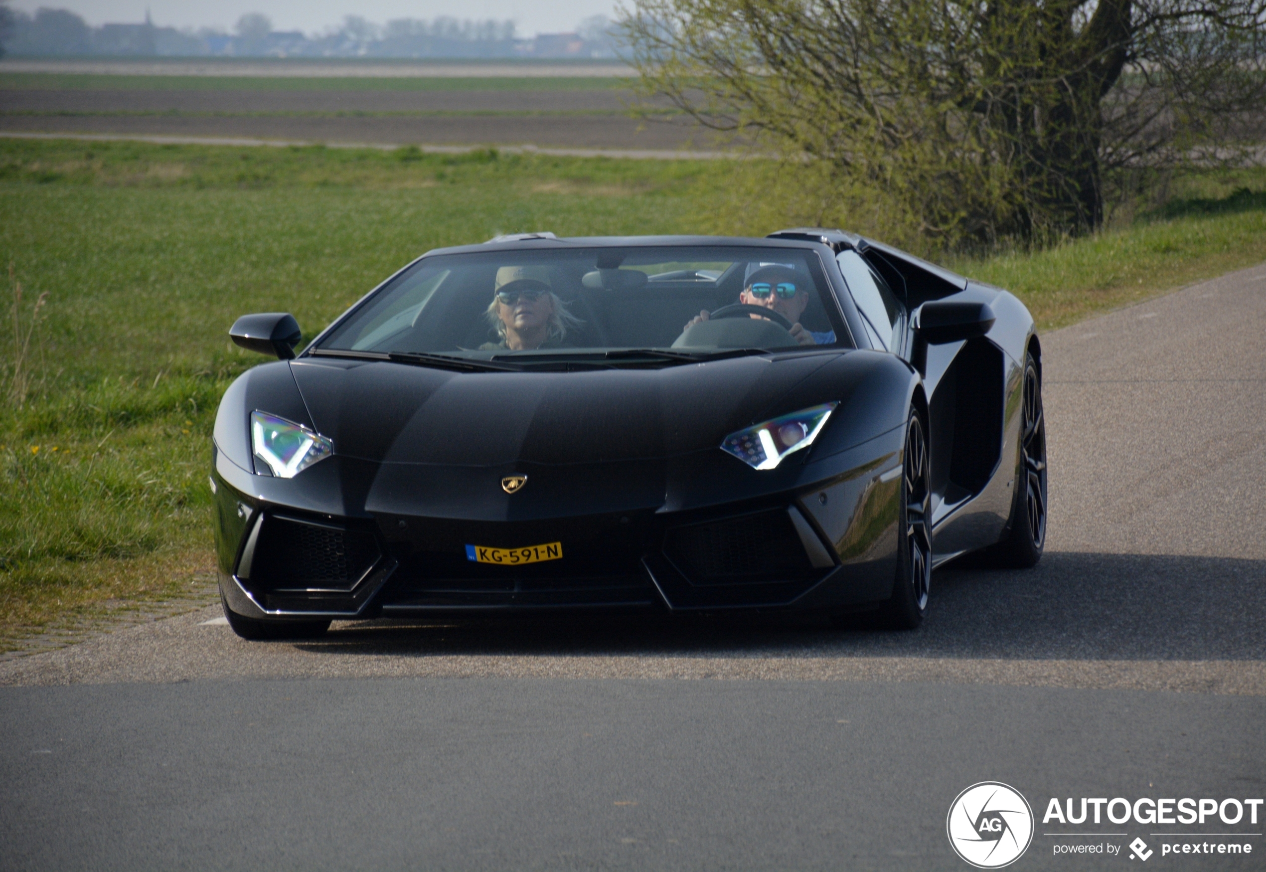 Lamborghini Aventador LP700-4 Roadster