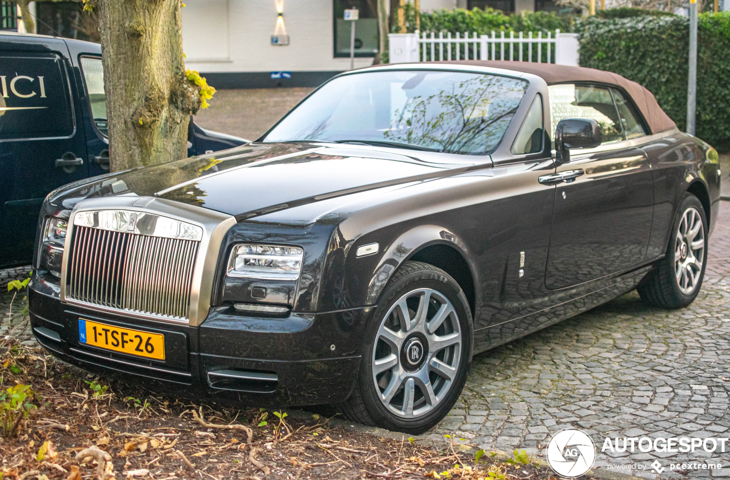 Rolls-Royce Phantom Drophead Coupé Series II