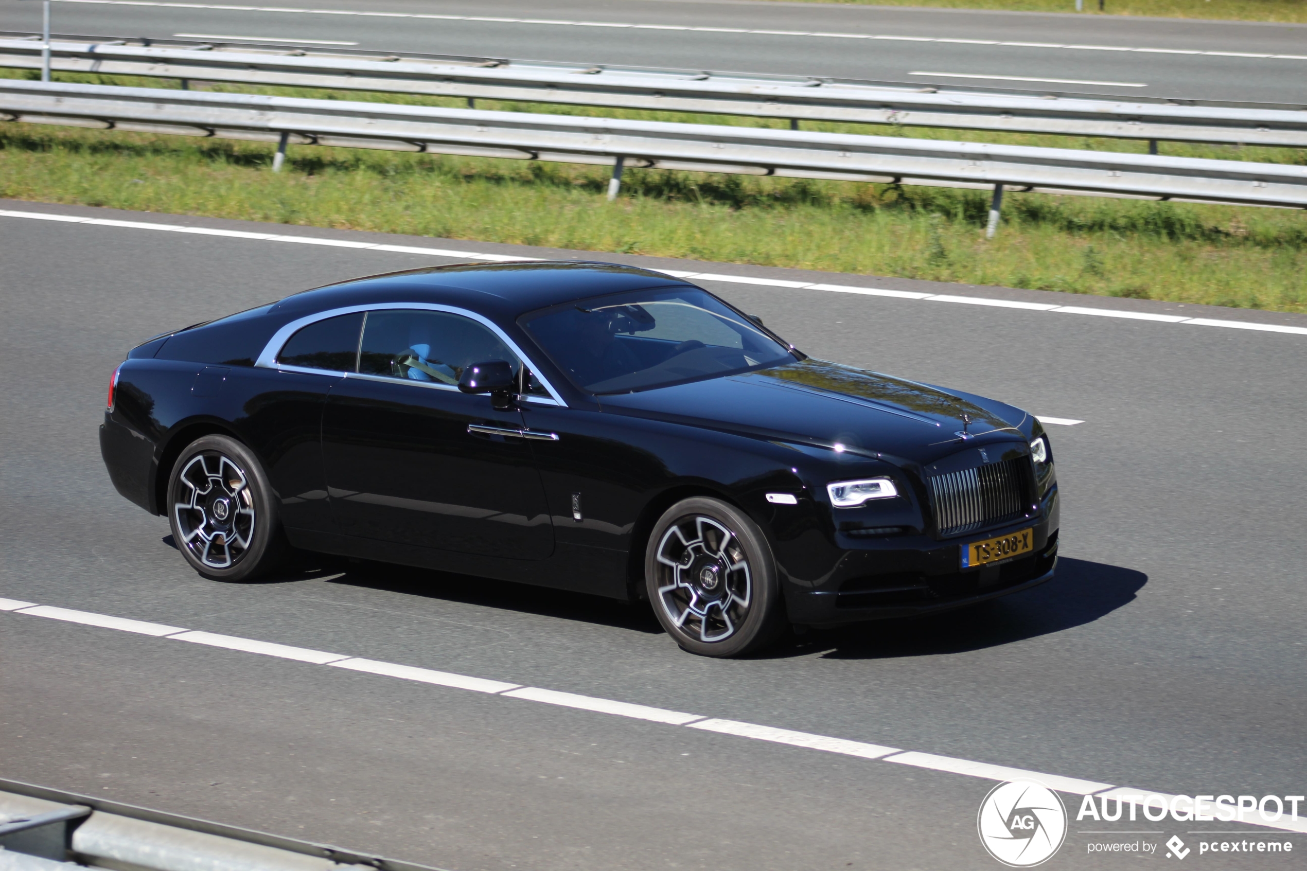 Rolls-Royce Wraith Black Badge