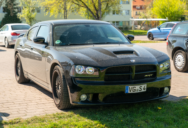 Dodge Charger SRT-8