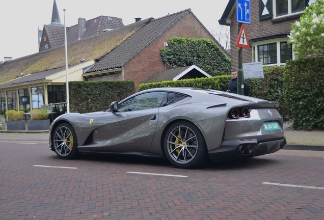 Ferrari 812 Superfast