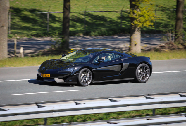 McLaren 570GT