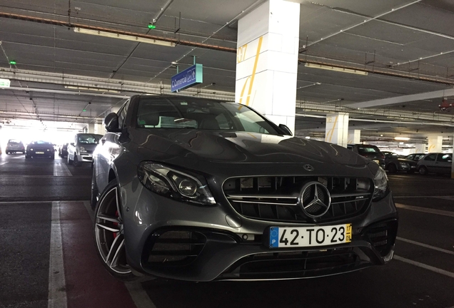 Mercedes-AMG E 63 S W213