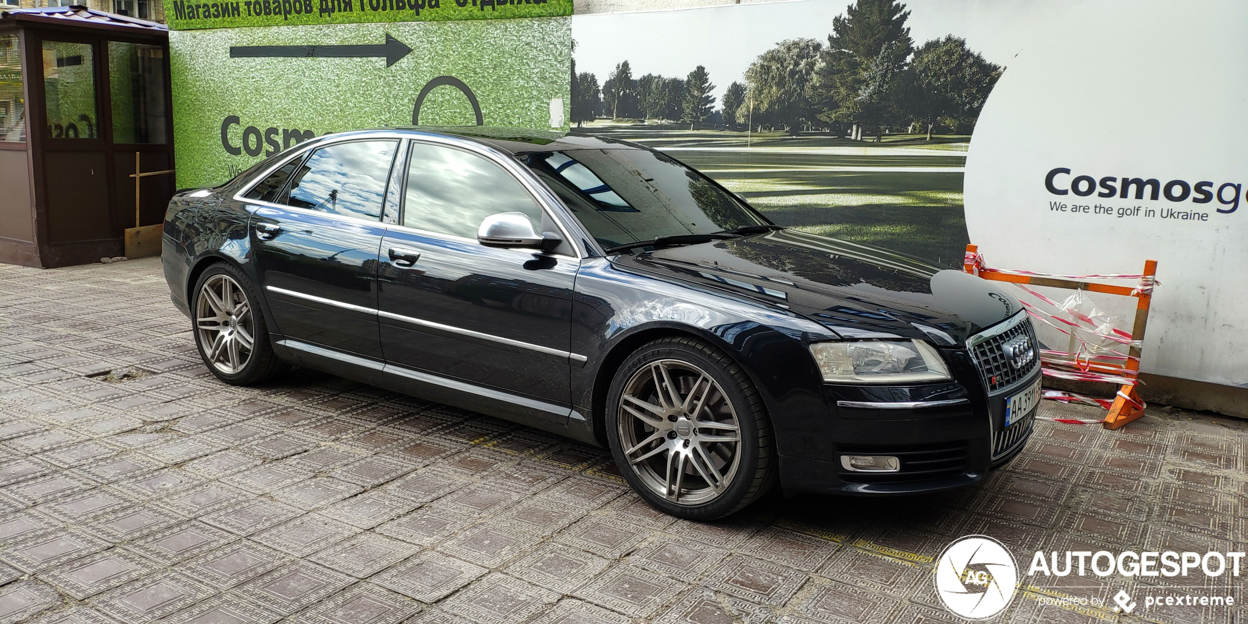 Audi S8 D3