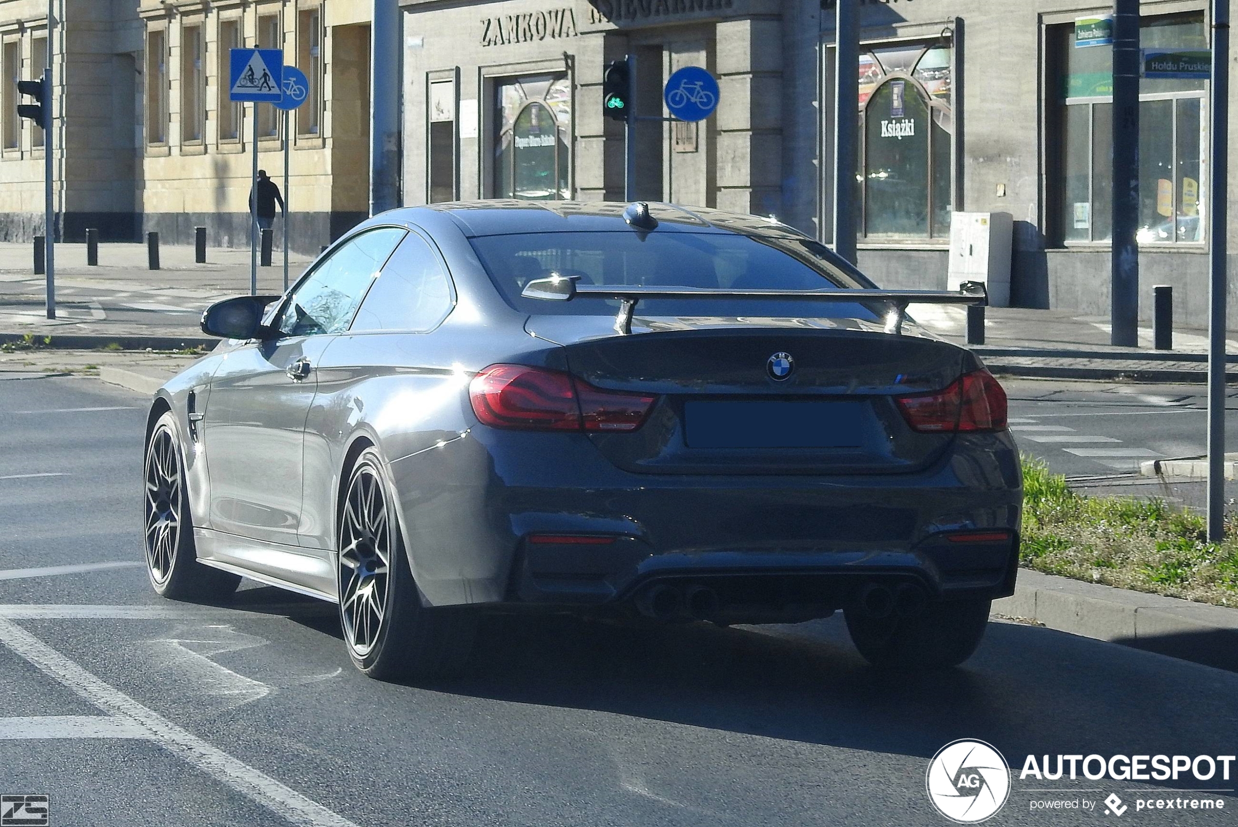 BMW M4 F82 Coupé Edition Performance