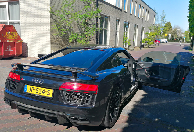 Audi R8 V10 Plus 2015