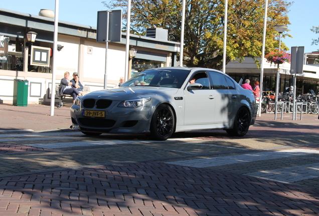 BMW M5 E60 2005