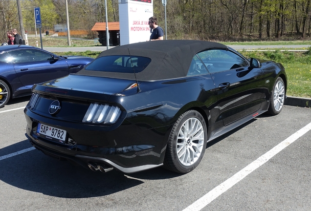 Ford Mustang GT Convertible 2015