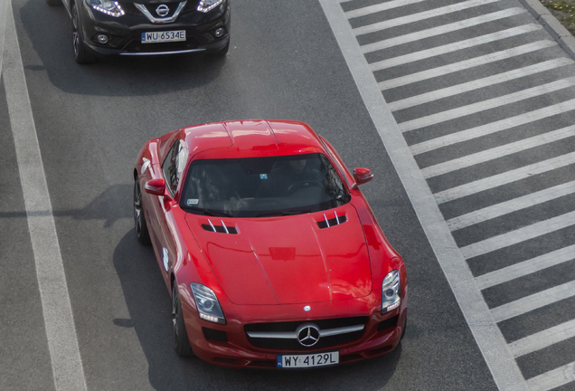 Mercedes-Benz SLS AMG