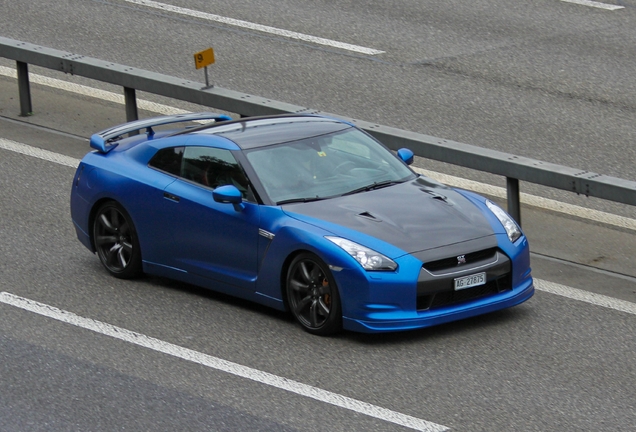 Nissan GT-R