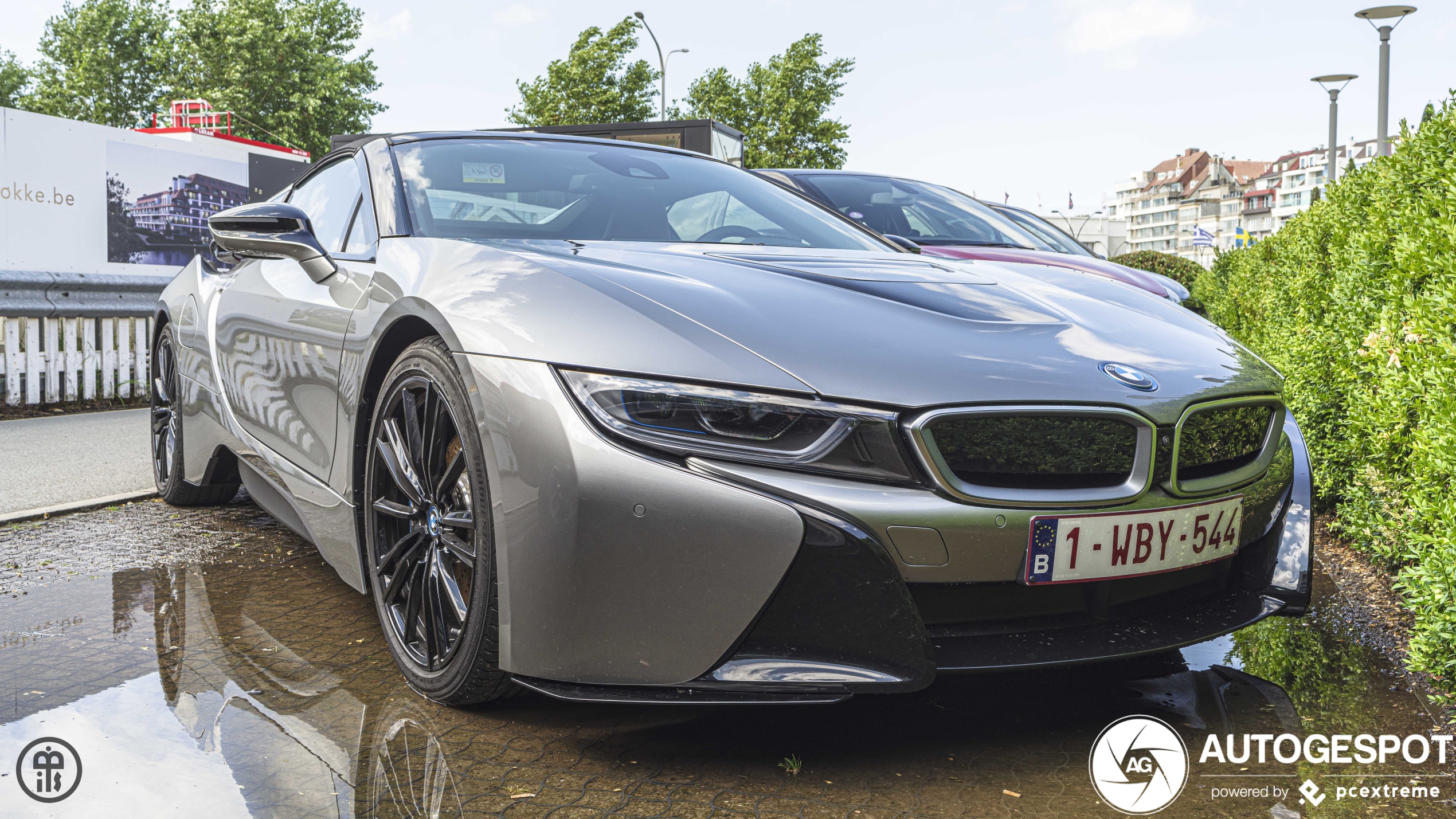 BMW i8 Roadster