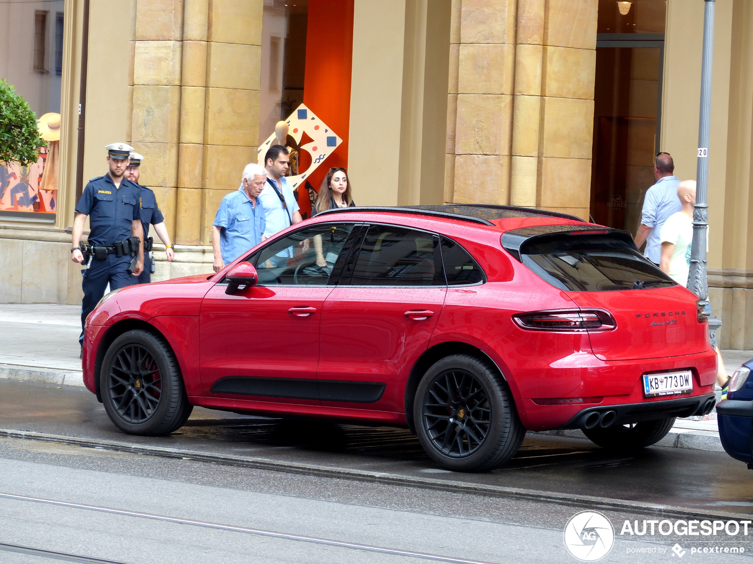 Porsche 95B Macan GTS