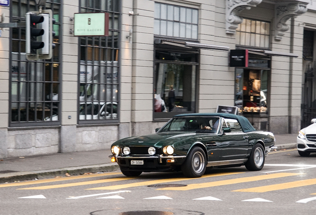 Aston Martin V8 Vantage Volante 1986-1989