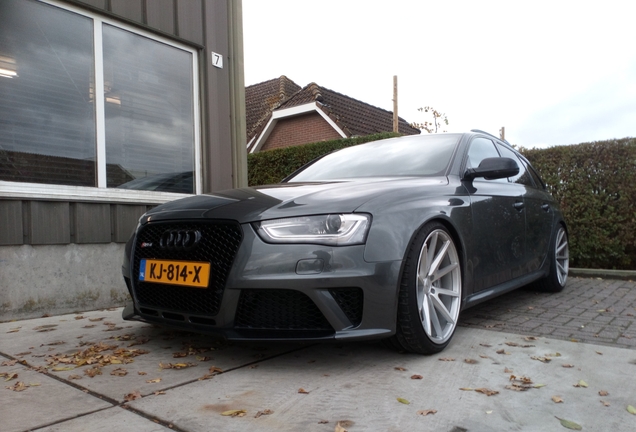 Audi RS4 Avant B8