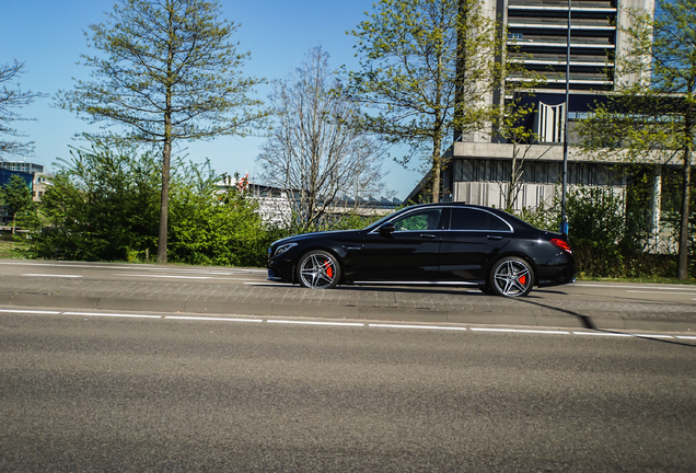 Mercedes-AMG C 63 S W205