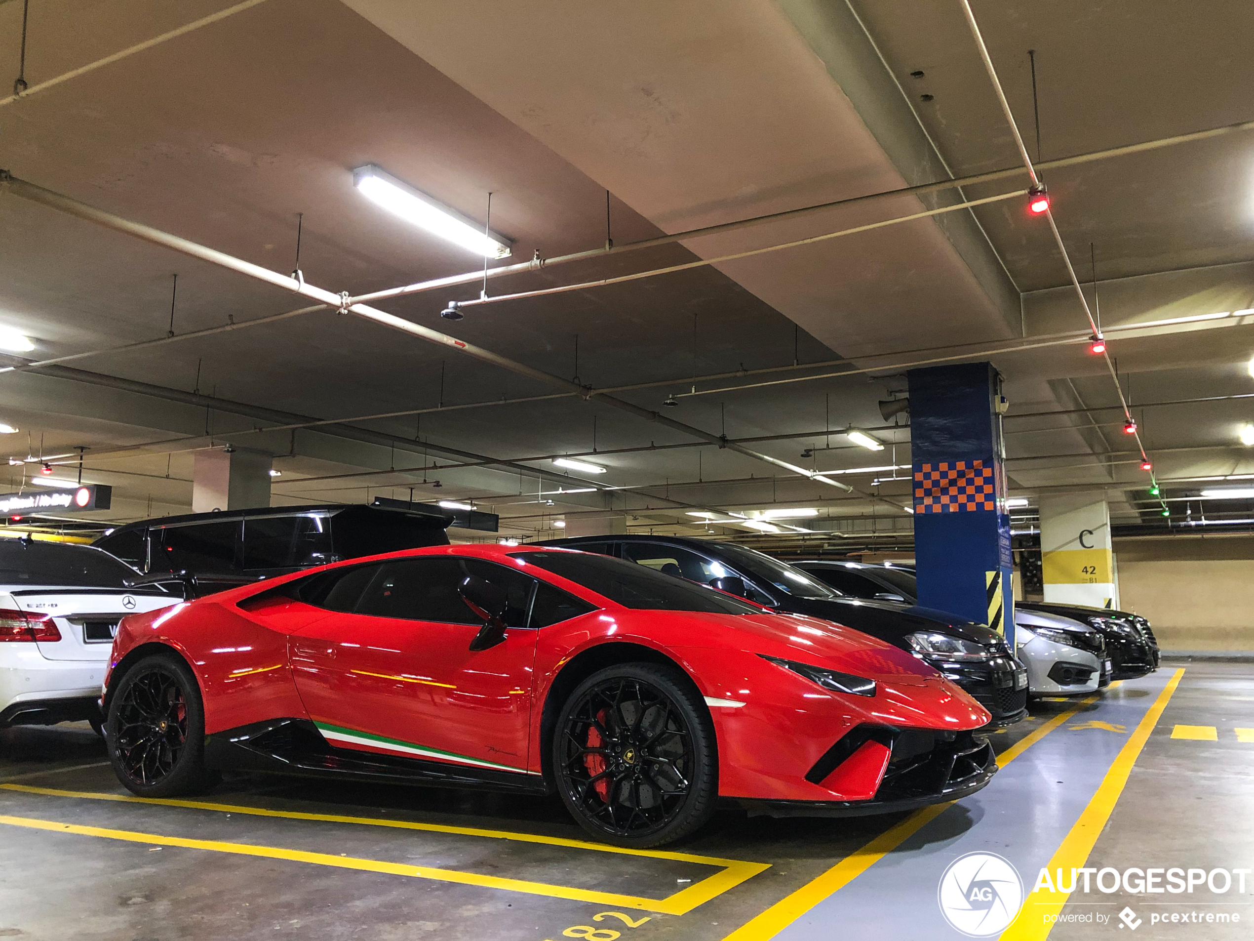 Lamborghini Huracán LP640-4 Performante