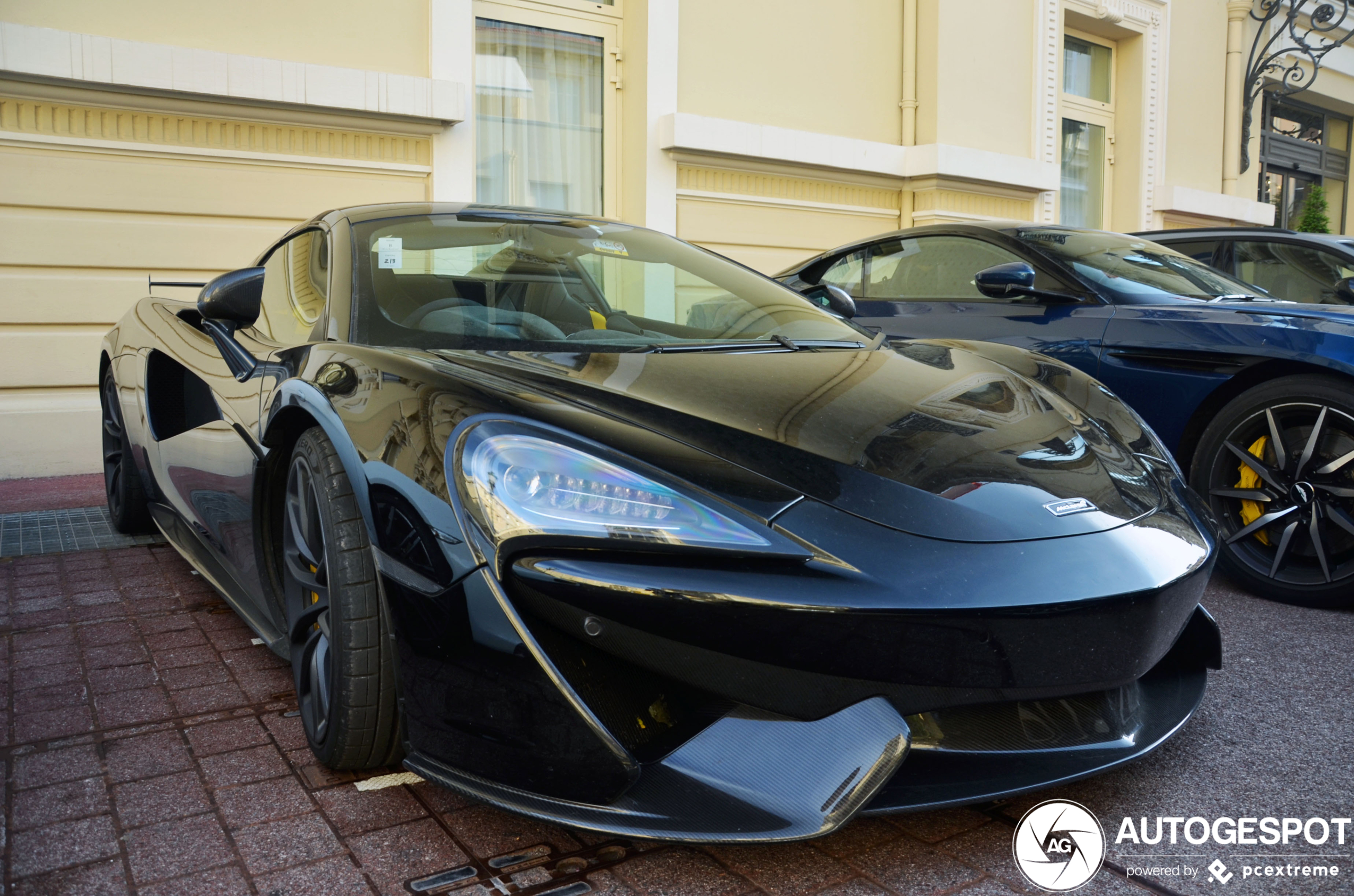 McLaren 570S