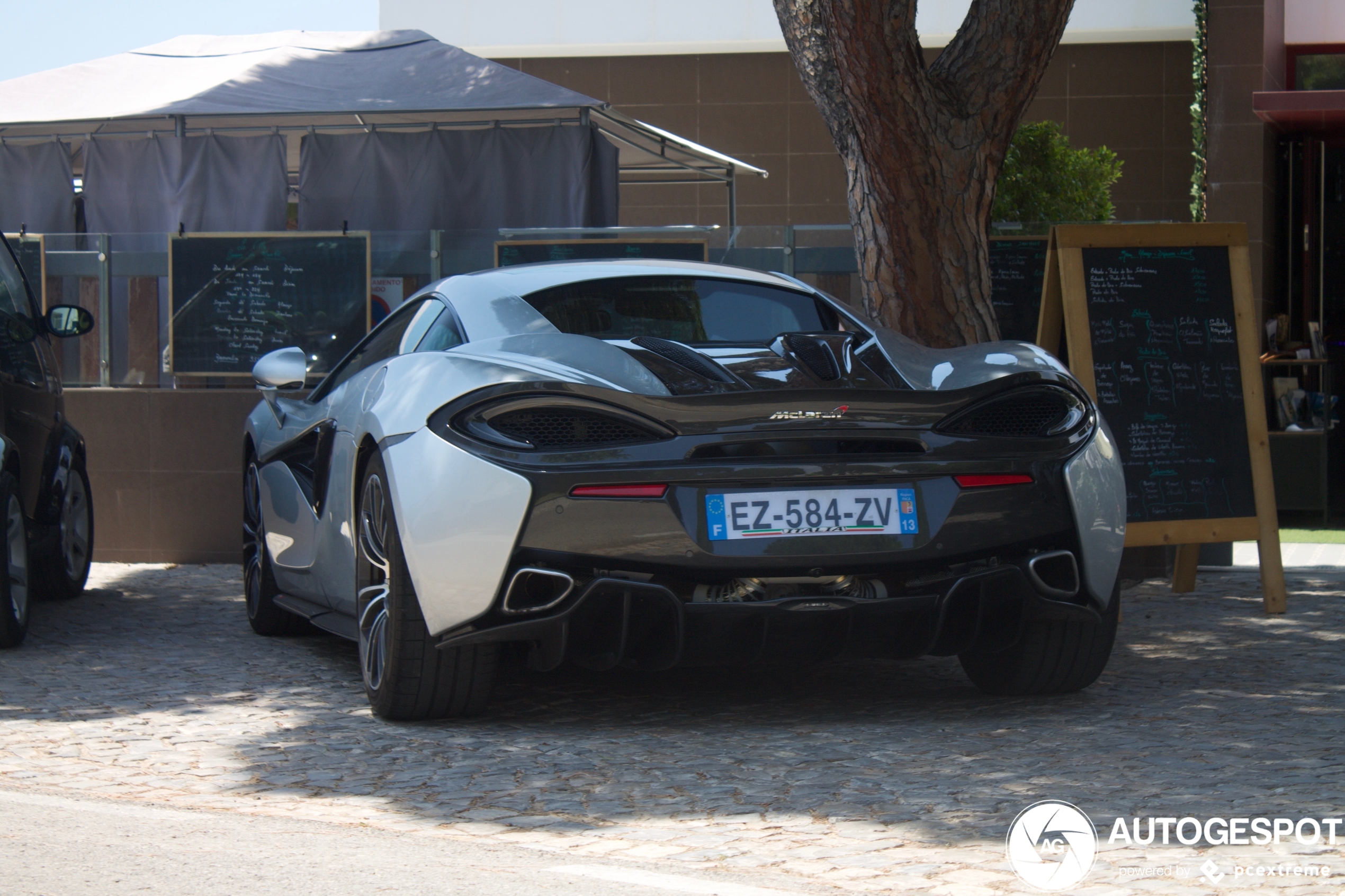 McLaren 570S