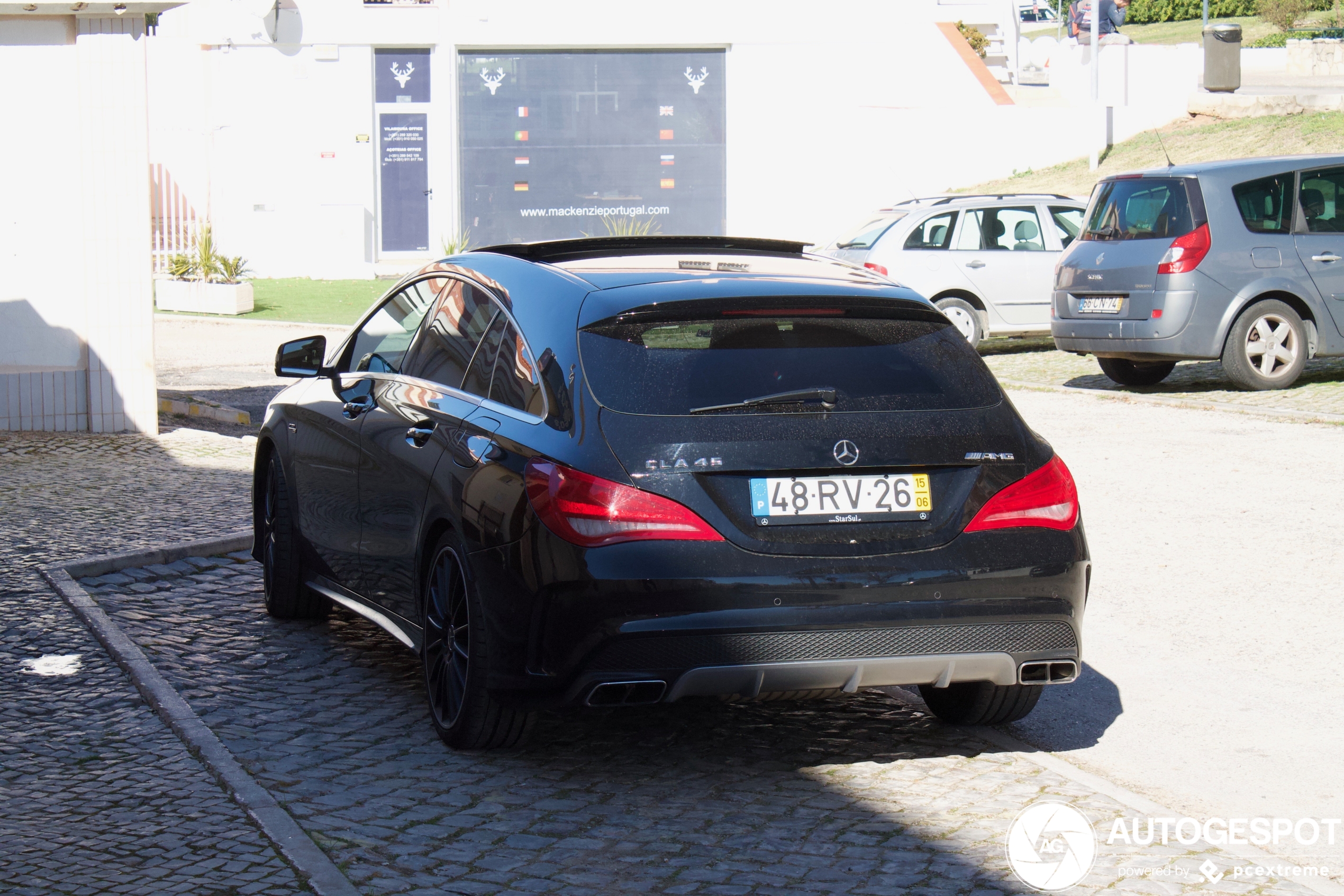 Mercedes-Benz CLA 45 AMG Shooting Brake